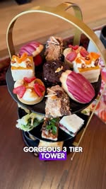 Vegan afternoon tea but make it vegan ✨🍵 The @downtownlaproper hotel is serving up a ✨STUNNING ✨ tea service with the most gorgeous, petite #plantbased dessert bites and the whole experience is an absolute dream from start to finish, so I absolutely