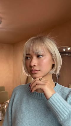 De 👩 à 👩‍🦳 

Merci @chaanlacoloriste @le.shde ! 🫶

#mtl #montreal #haircolor #glowup #hairsalon #cheveux #blonde