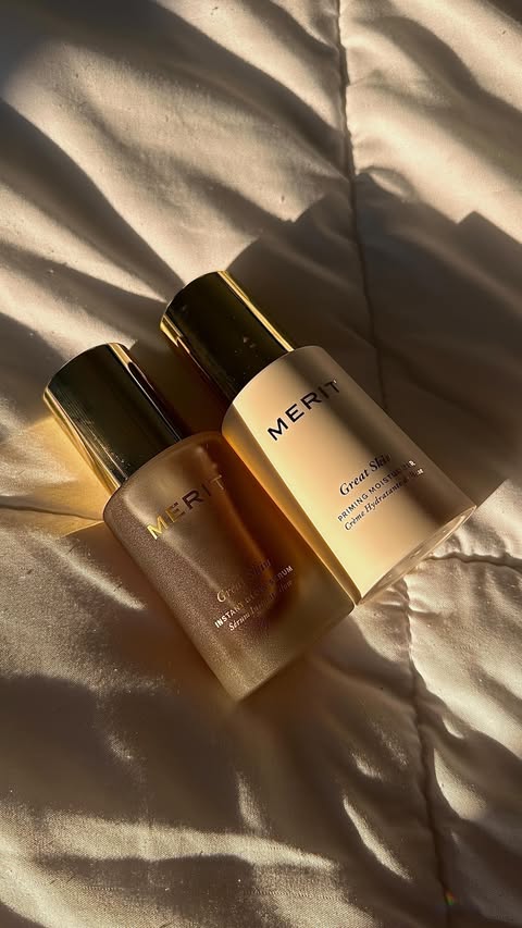 Unbox @merit beauty with me 💫 
#meritbeauty #gifted 

Shop me link in my bio 💖