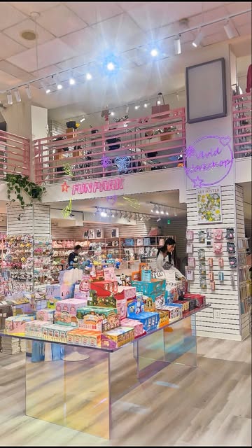 Come with me to @ifunsf newest store in Berkeley 

I’ve been a huge fan of @ifunsf for so long and am so excited that they just opened their newest shop in Berkeley. @ifunsf is known for their adorable DIY crafts, but this store takes it to the next 