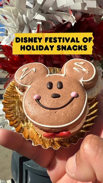 Disneyland holiday snacks returning you won’t want to miss Festival of Holidays at Disney California Adventure! These snacks can be found around the parks mostly at the food booths. All of these would be a good use of the Sip and Savor Pass but it is