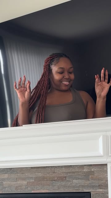 Finally got a new tv stand and I’m obsessed! 😍 Perfect purchase in time for the holidays. 🎄🦃✨ COMMENT “LINK” AND ILL SEND IT TO YOU DIRECTLY 🤍

#decor #homedecor #explore