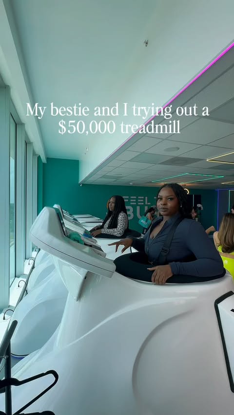 This ain’t no basic treadmill, babe — it’s a Vacutherm Threadmill using infrared heat + vacuum suction burning 3x the calories while draining my lymphatic system🔥💦 (aka making me skinny and unbothered). Bestie and I just entered our luxury cardio e