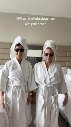 TAG your staycation bestie. 🥂

📍 @hiltonwestpalmbeach - WPB, FL

#staycation #bestie #florida #southflorida #hotelvibes #vacation #fridayfeels #weekendvibes #travel #travelgram #hotel #hilton #palmbeach #westpalmbeach #wpb #downtownwpb #westpalm #i