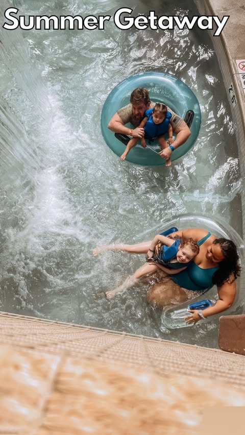 Dive into summer FUN at @kalahariresorts, our favorite staycation spot! ☀️ #Ad Enjoy America’s Largest Indoor Waterpark and massive outdoor attractions - more slides, more pools, more FUN! ⛱️ 

Book now with promo code SPLASH for rates starting at ju