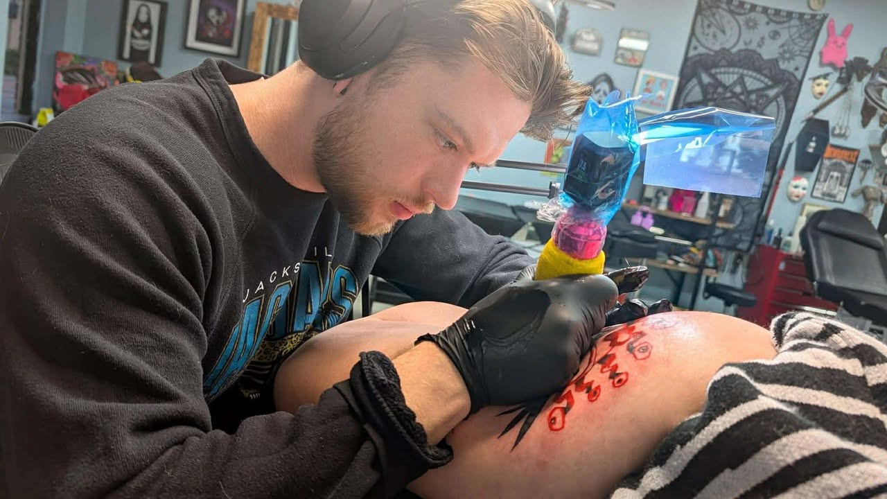 Zach Jones-Tattoo Artist