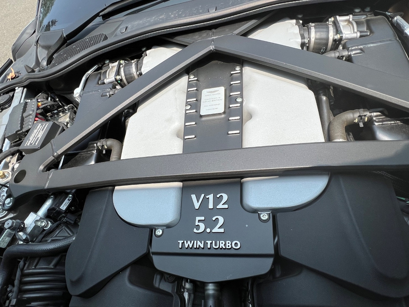 2021-aston-martin-dbs-superleggera-volante-for-sale-in-norwalk-ct