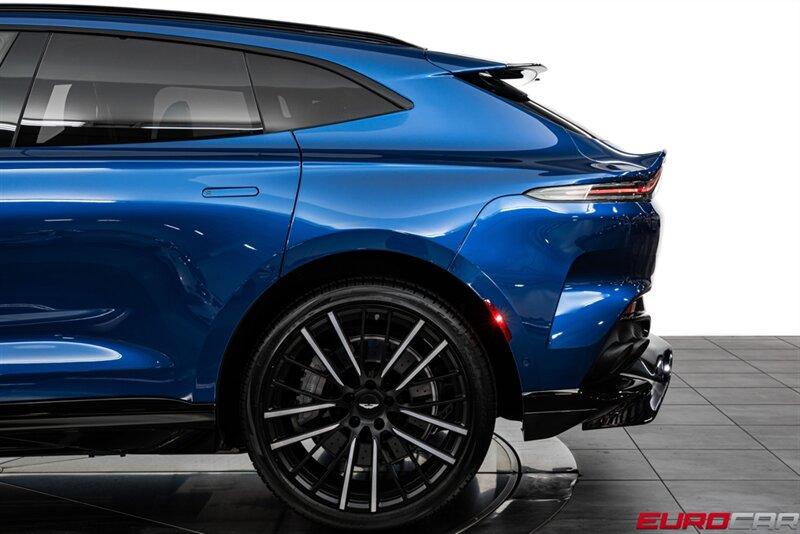 2023 Aston Martin DBX 707