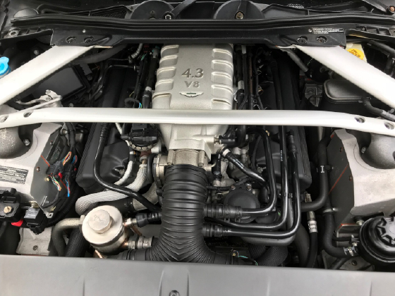 2007 Aston Martin V8 Vantage Coupe