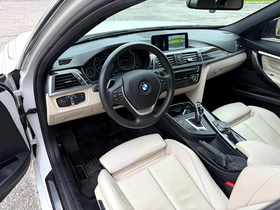 2017 BMW 330 i