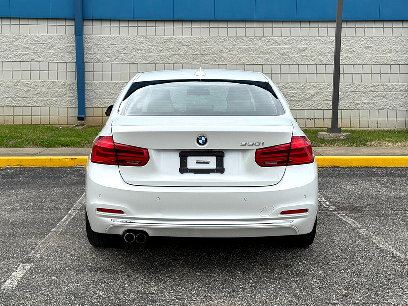 2017 BMW 330 i