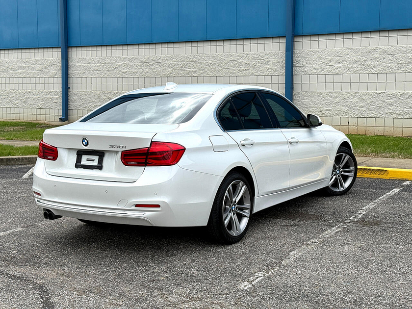 2017 BMW 330 i