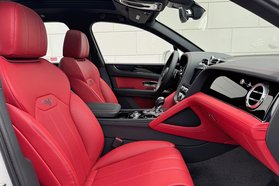 2025 Bentley Bentayga V8