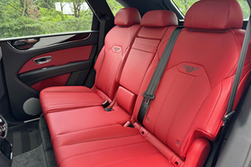 2025 Bentley Bentayga V8