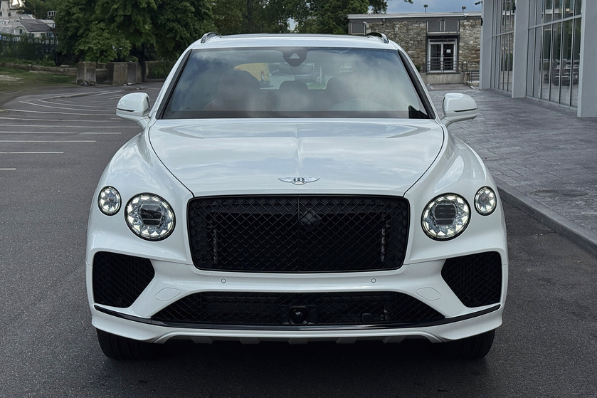 2025 Bentley Bentayga V8