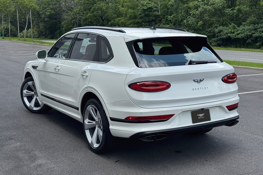 2025 Bentley Bentayga V8