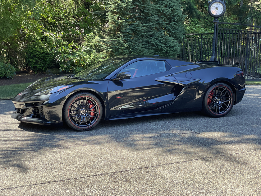 2023 Chevrolet Corvette Z06:17 car images available