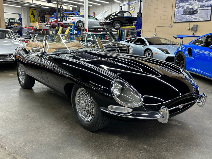 1964 Jaguar E-Type Roadster:9 car images available