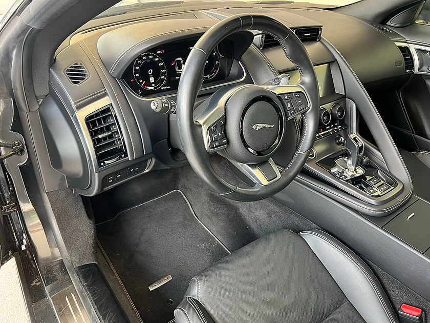 2023 Jaguar F-Type P450