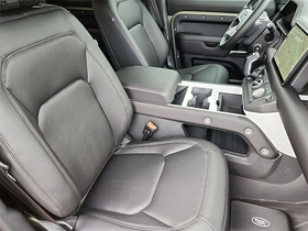 2025 Land Rover Defender 110