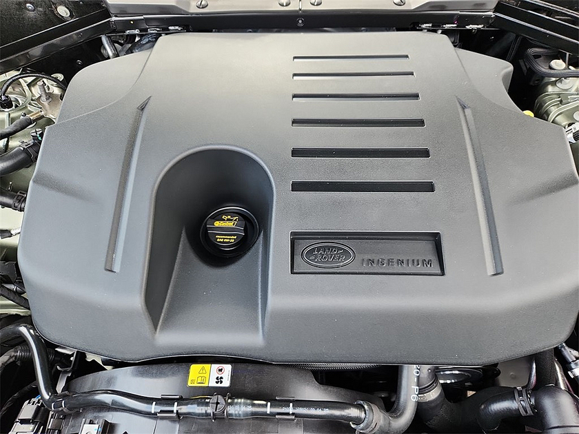 2025 Land Rover Defender 110