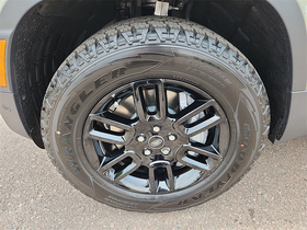 2025 Land Rover Defender 110