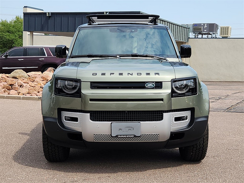 2025 Land Rover Defender 110