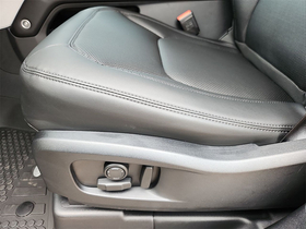 2025 Land Rover Defender 110