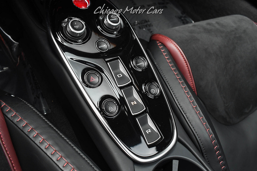 2022 McLaren GT Pioneer