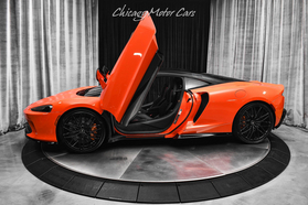 2022 McLaren GT Pioneer