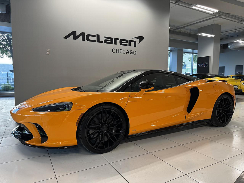 2025 McLaren GTS TechLux:20 car images available