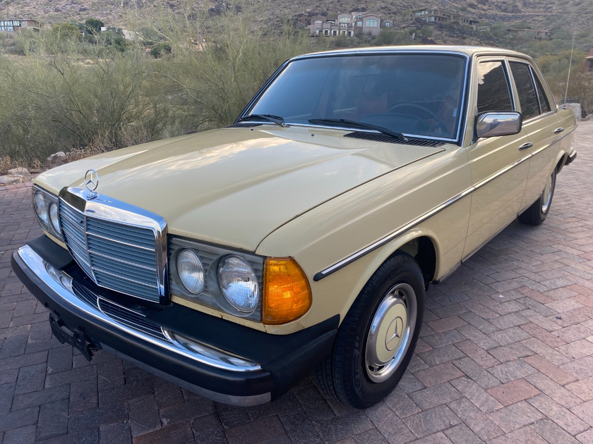 1978 Mercedes-Benz Classics 240D:6 car images available