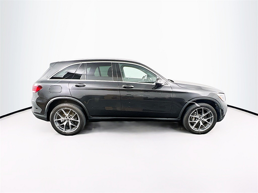 2022 Mercedes-Benz GLC-Class GLC300