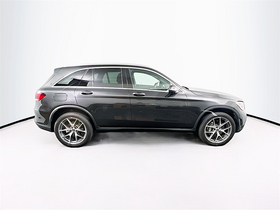 2022 Mercedes-Benz GLC-Class GLC300