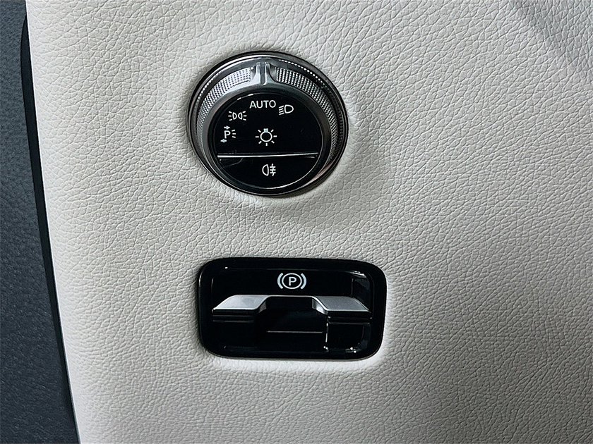 2025 Mercedes-Benz GLC-Class GLC350e