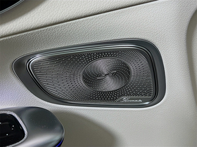 2025 Mercedes-Benz GLC-Class GLC350e