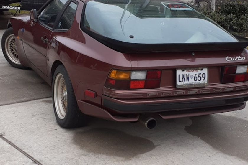 1986 Porsche 944 Turbo:12 car images available