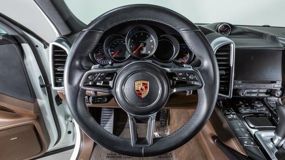 2017 Porsche Cayenne Platinum Edition For Sale in Newton Square, PA