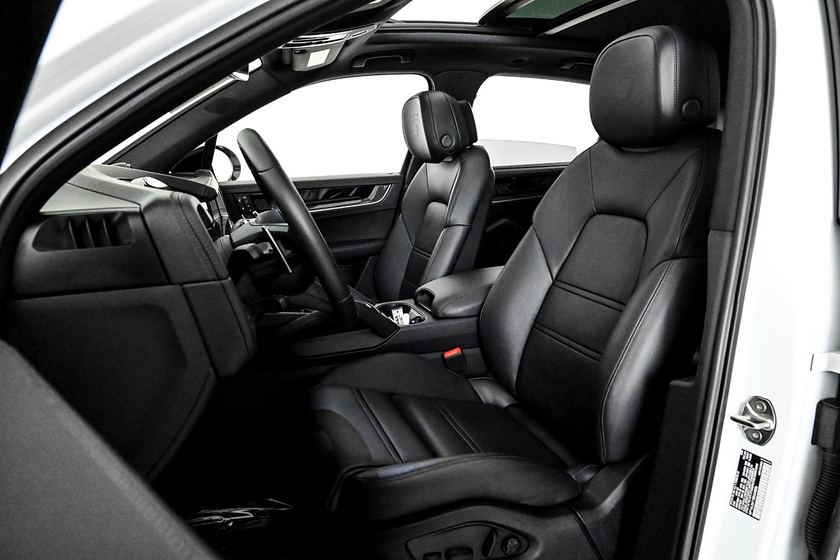 2024 Porsche Cayenne S