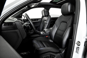 2024 Porsche Cayenne S