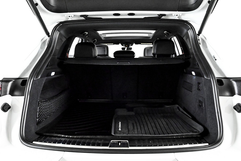 2024 Porsche Cayenne S