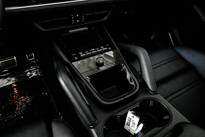 2024 Porsche Cayenne S