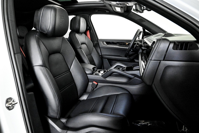 2024 Porsche Cayenne S