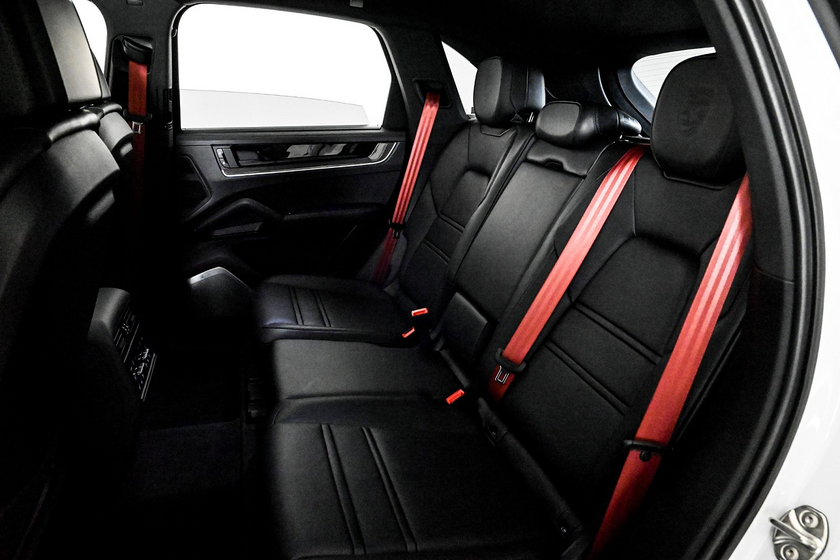 2024 Porsche Cayenne S