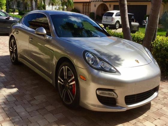 Porsche panamera turbo 2010