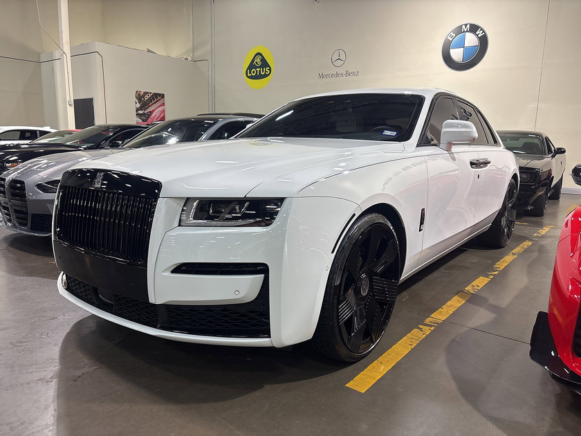 2022 Rolls-Royce Ghost :8 car images available