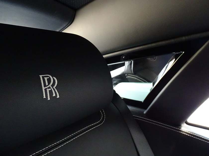 2009 Rolls-Royce Phantom Base