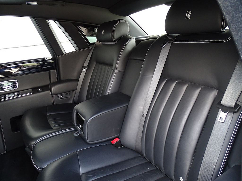 2009 Rolls-Royce Phantom Base