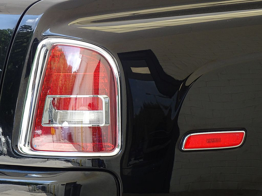 2009 Rolls-Royce Phantom Base
