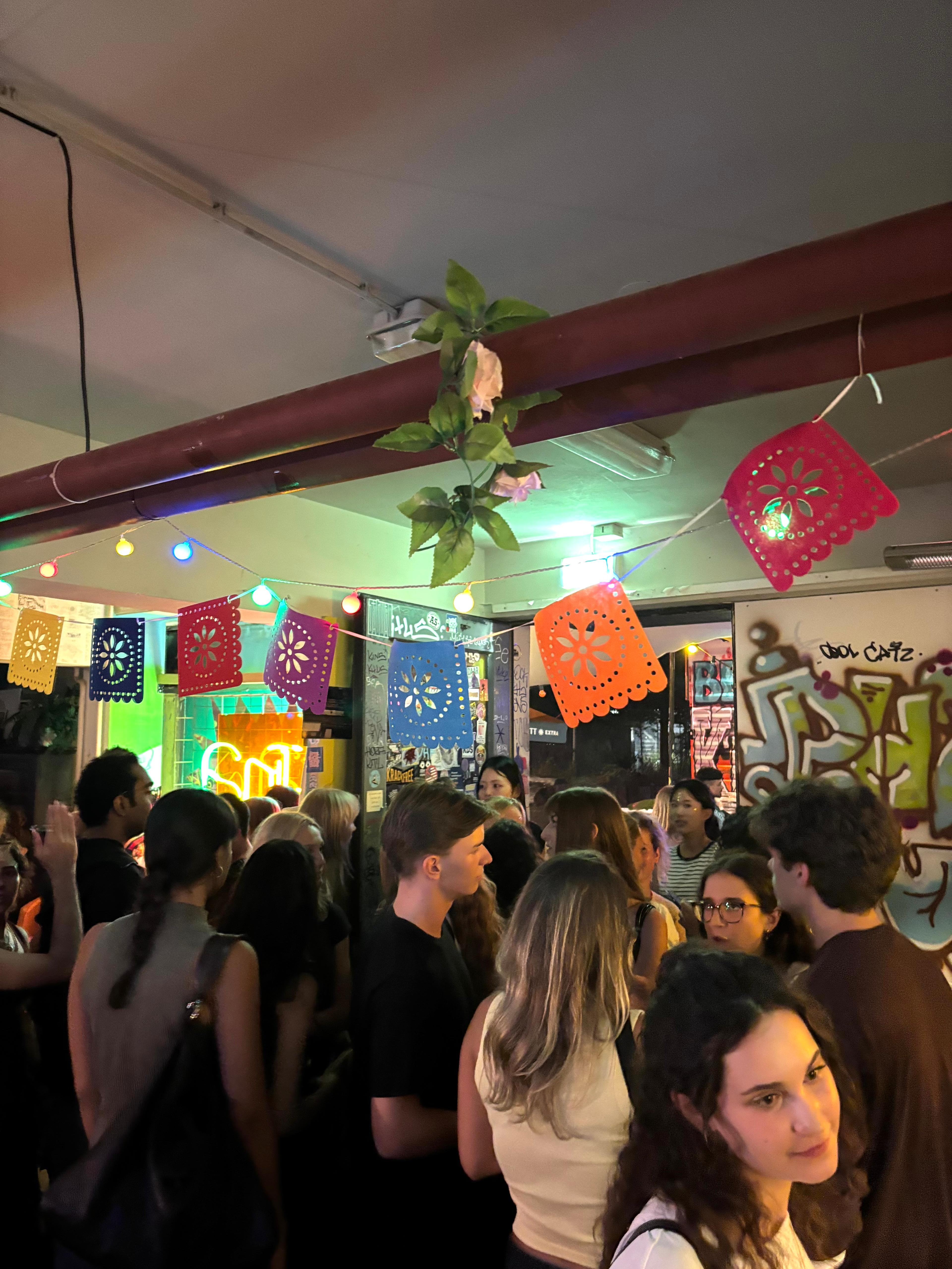 LA CANTINA — 5